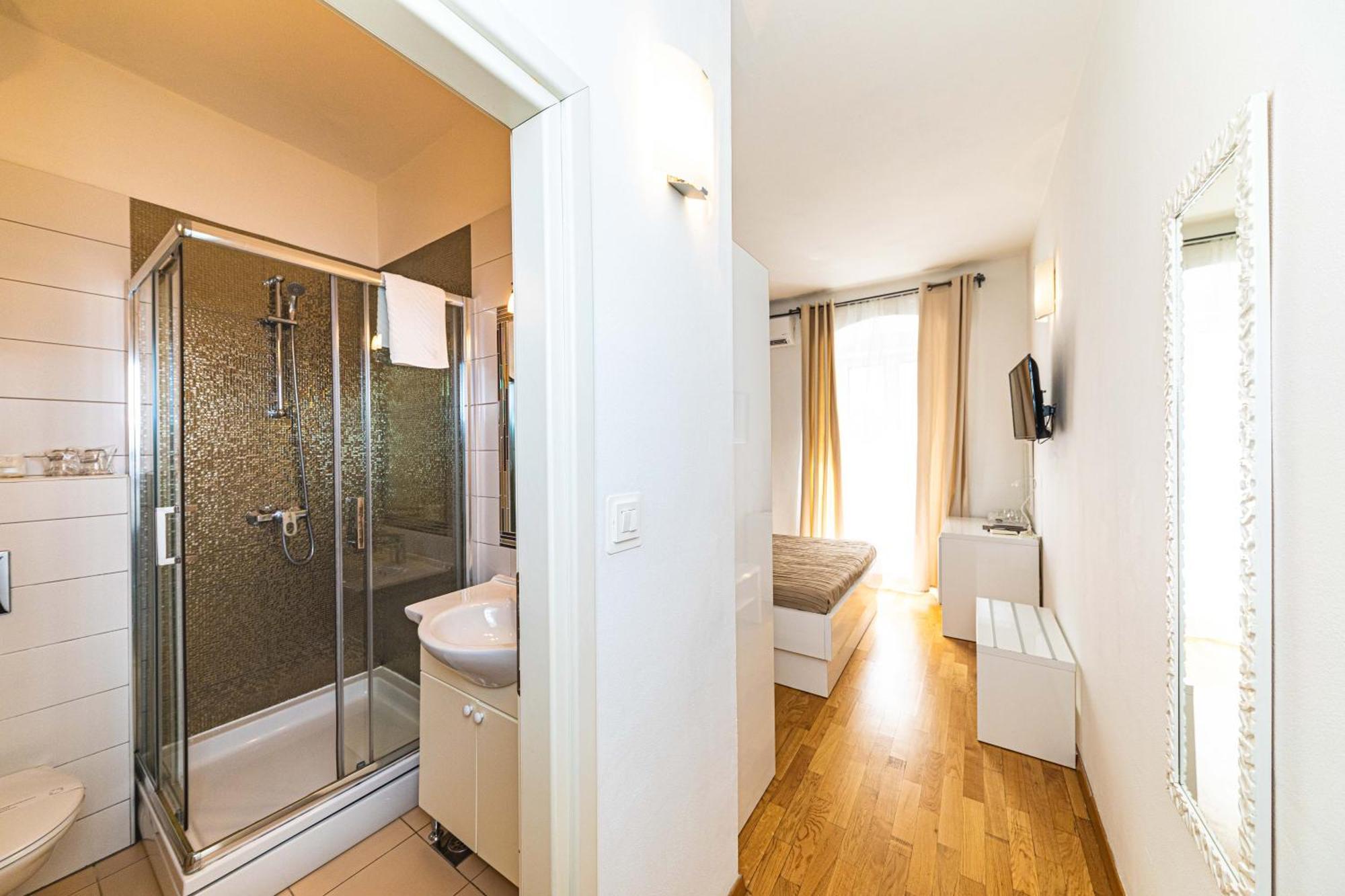 Riva City Rooms Split Rum bild