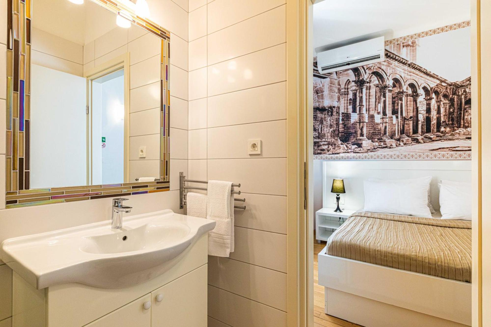 Riva City Rooms Split Rum bild